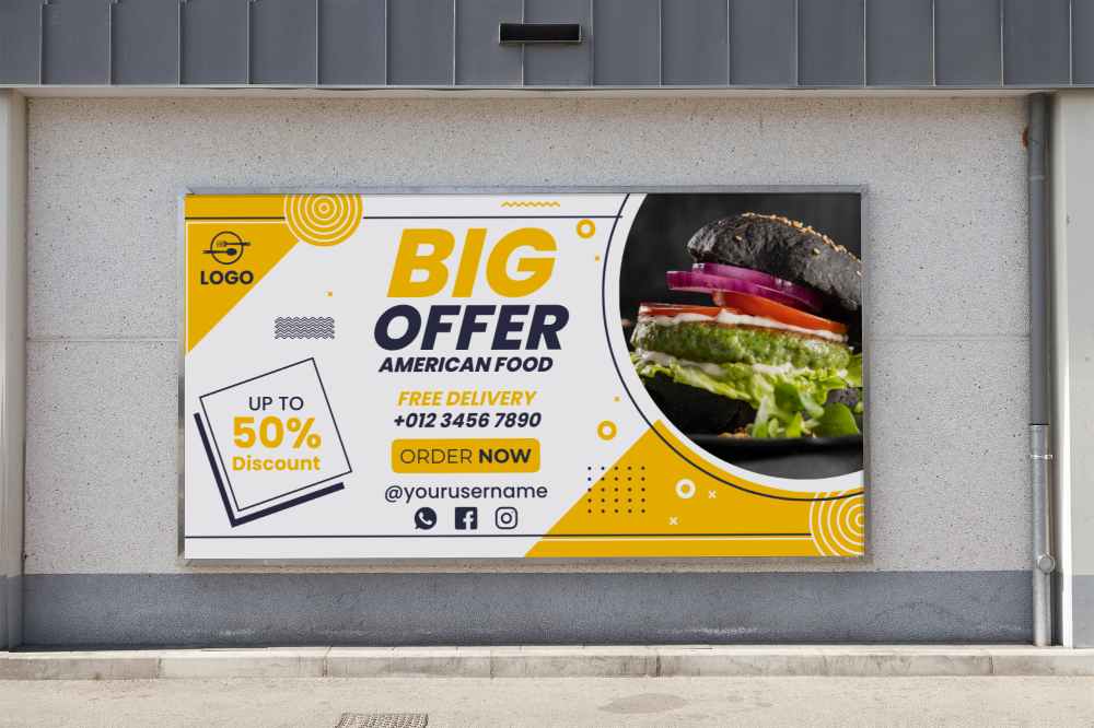 Baner reklamowy widoczny z daleka